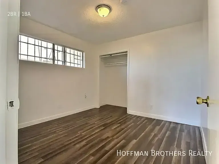 517 W 84th St #7 — Photo 9