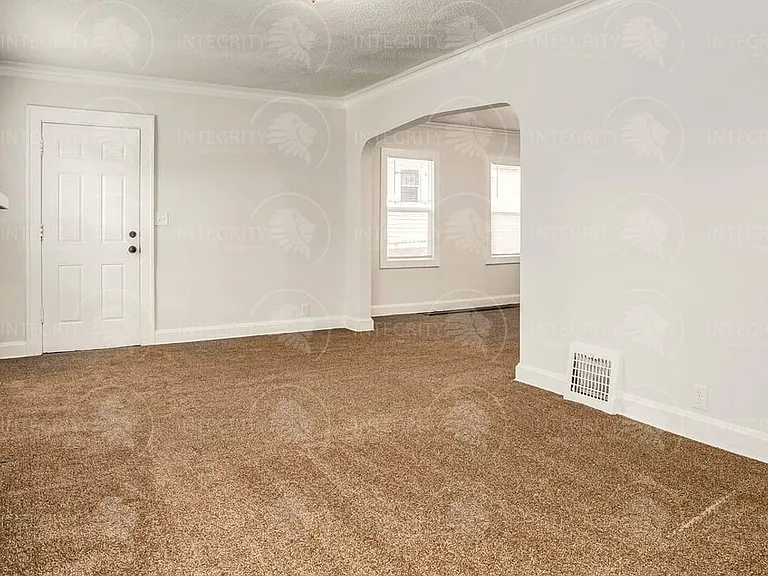 6210 Agnes Ave — Photo 13