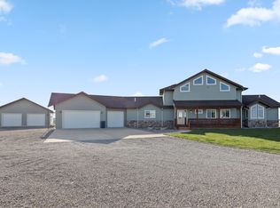 605 Lower Cottonwood Creek Rd, Lewistown, MT 59457
