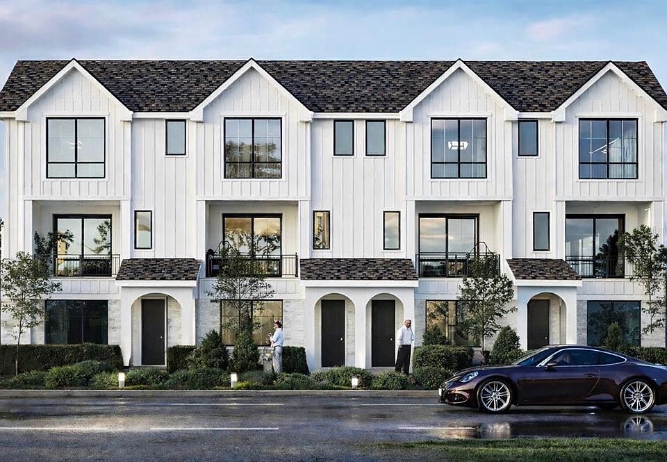 1st image of 2168 9th Ave N #3