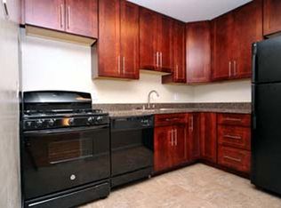 Clermont Apartments, Washington, DC 20011