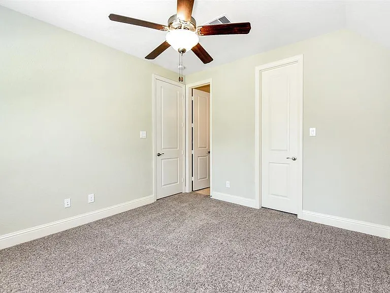 137 Skybranch Dr — Photo 16