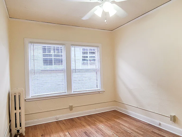 Rena Villa - Portland Oregon - One Bedroom - Bedroom