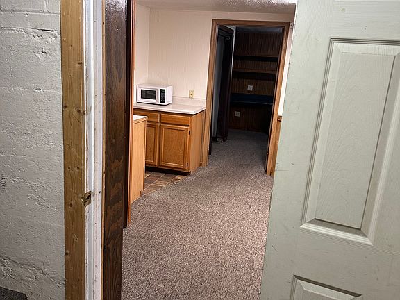 4th image of 400 Sumner St APT 1