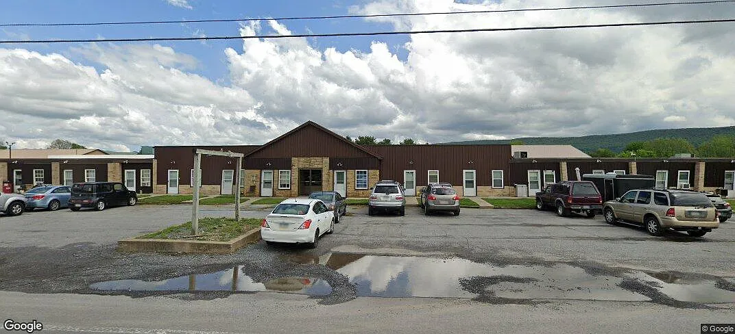 2 bed, 900 sqft, $1,200 — Photo 2