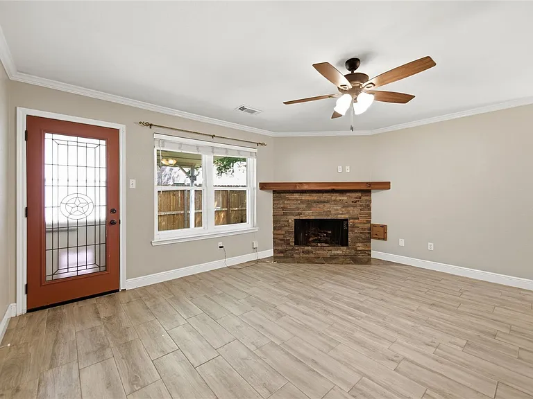 13506 Spring Ct — Photo 7