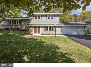 7032 Windgate Rd, Woodbury, MN 55125