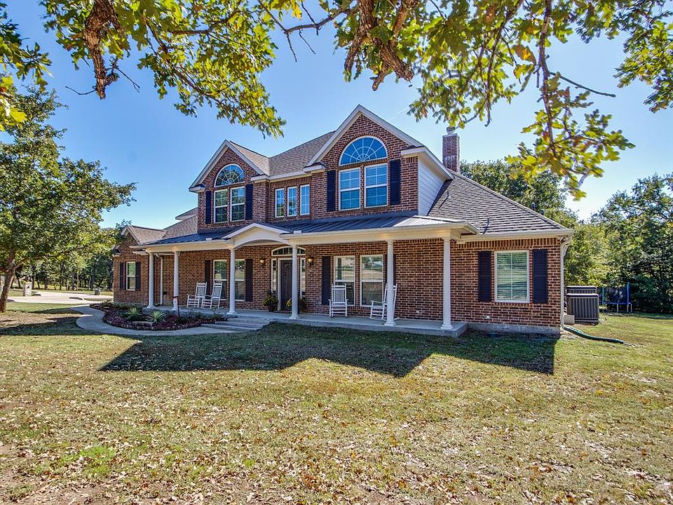 1st image of 2144 Cross Creek Dr