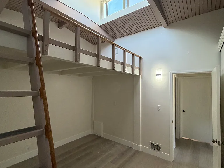 33911 Diana Dr #3 — Photo 10
