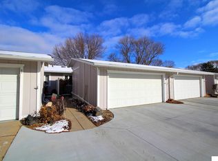 7221 South St UNIT 23, Lincoln, NE 68506