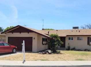 944 W Pico Ave, Clovis, CA 93612