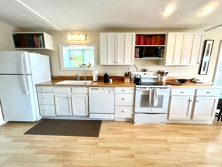 37 Bridge St #1 — Photo 3