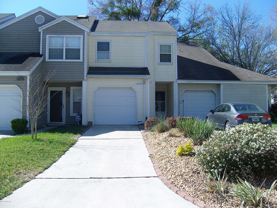 1st image of 8535 W STURBRIDGE Circle