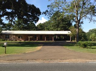 2713 E Lincoln Rd SE, Brookhaven, MS 39601