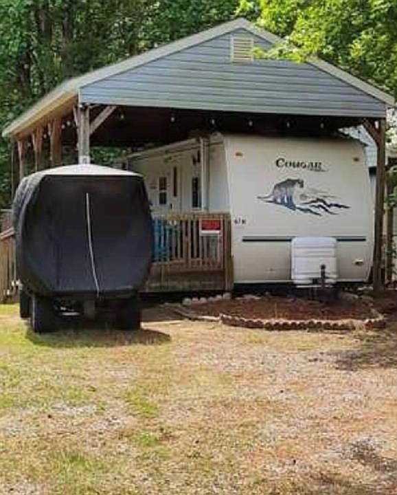 1st image of 532 Laramie Dr