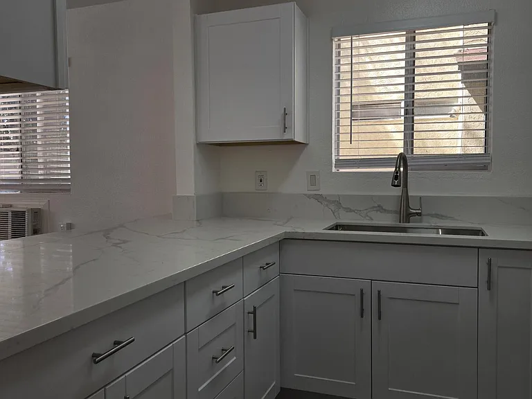 1105 Old Stage Rd #5 — Photo 3
