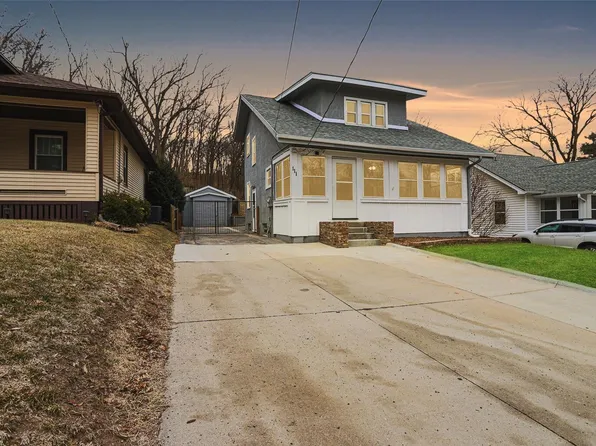 111 Locust Lodge Ave, Council Bluffs, IA 51503