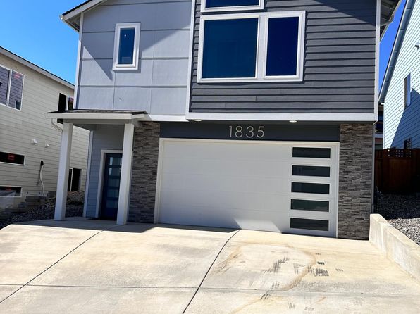 1835 N 23rd St, Washougal, WA 98671
