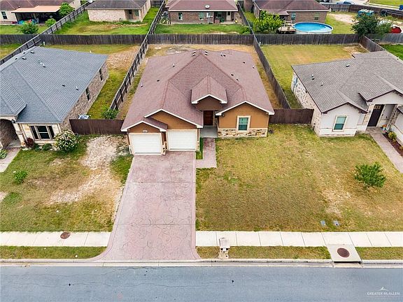 3rd image of 917 Arroyo Cir