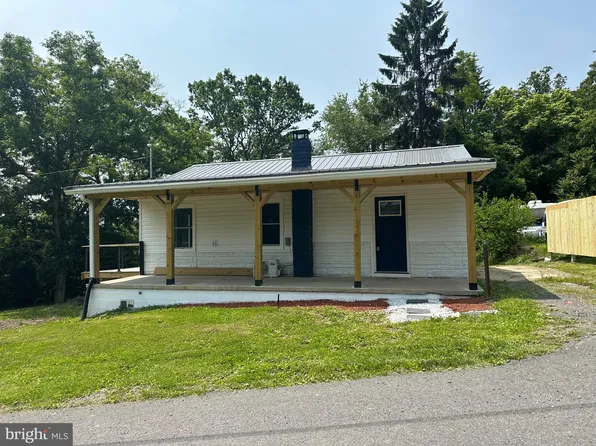 11218 Brown Hill Rd NE, Cumberland, MD 21502