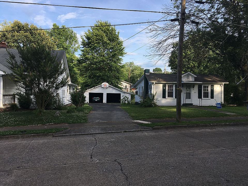 2nd image of 1373 Dewey Ave