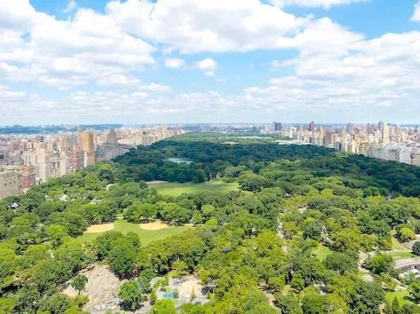160 Central Park South image 1 of 5