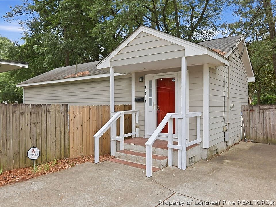 1st image of 208 Judd St