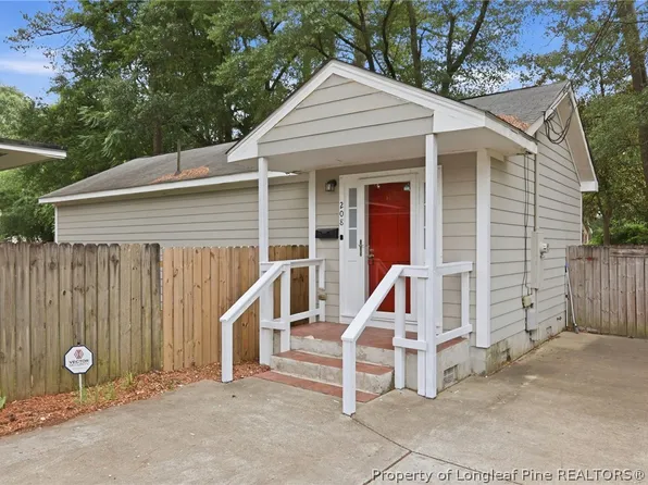 208 Judd St, Fayetteville, NC 28305