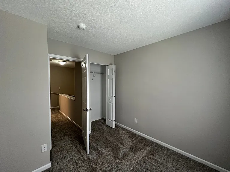 116 Baberton Dr — Photo 22