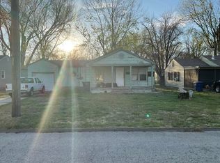 722 S Oakland St, Webb City, MO 64870