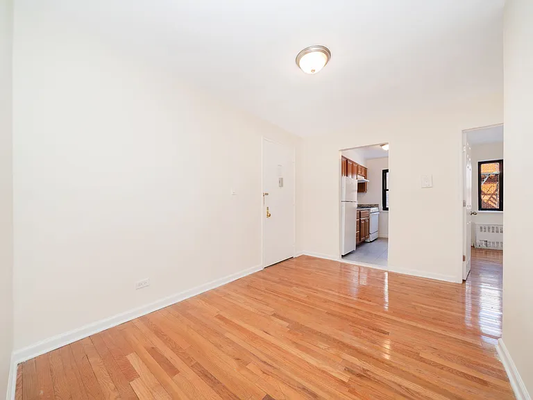 73-12 153rd St #2A — Photo 4