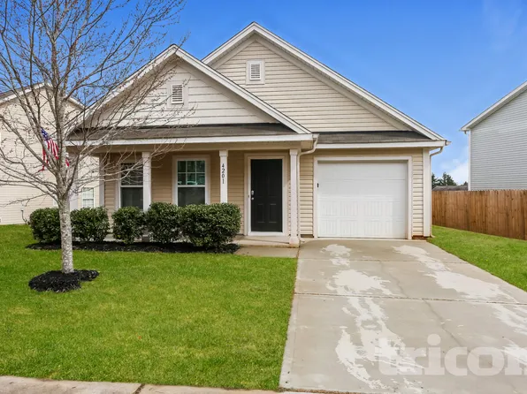 4201 Broadstairs Dr, Concord, NC 28025