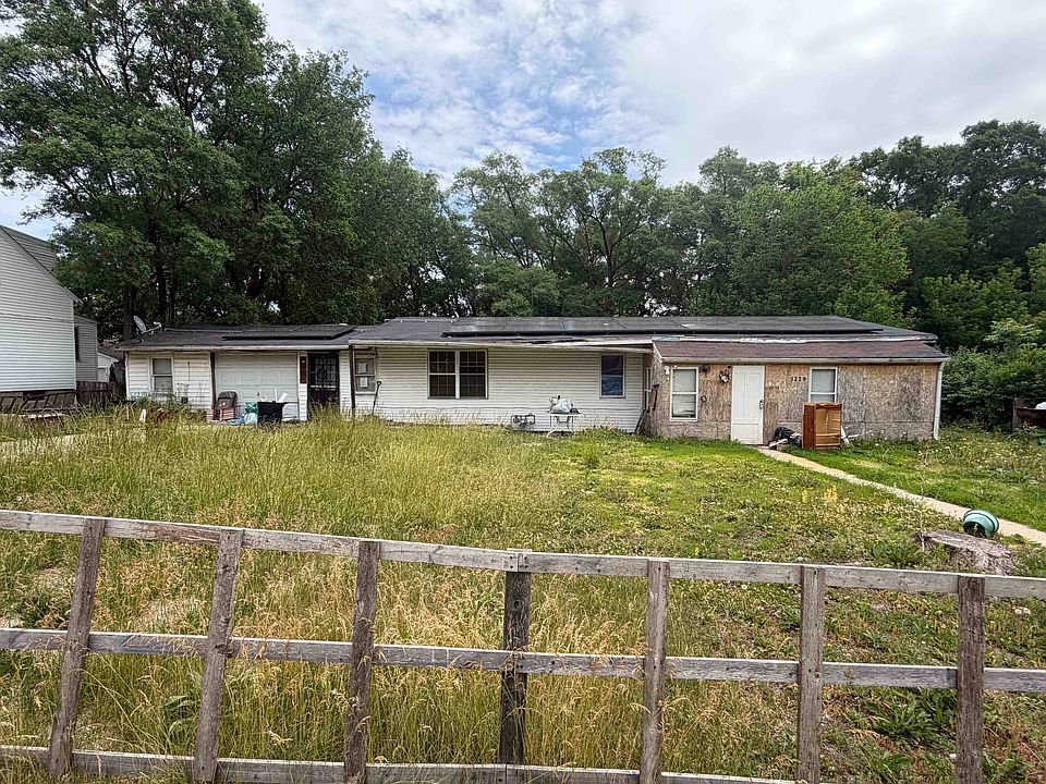 1st image of 3229 Coleman Ave