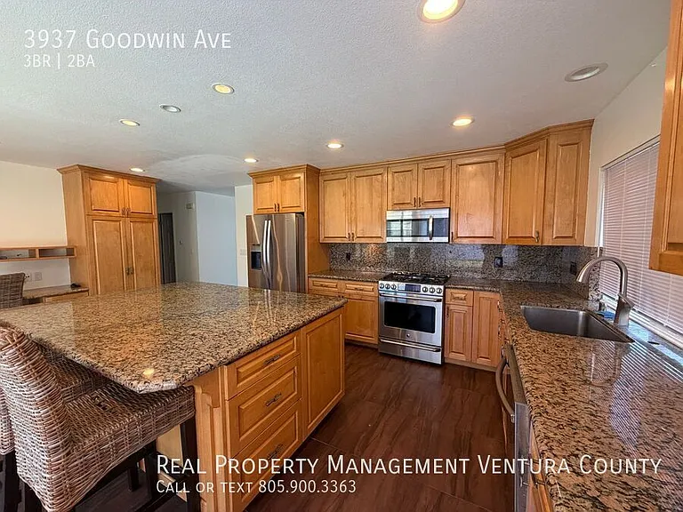 3937 Goodwin Ave — Photo 6