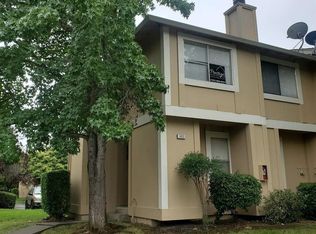 1403 Gold Way, Rohnert Park, CA 94928