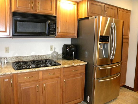 5th image of 26249 Woodsong Ct