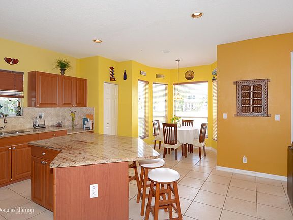 5th image of 7536 Colony Lake Dr