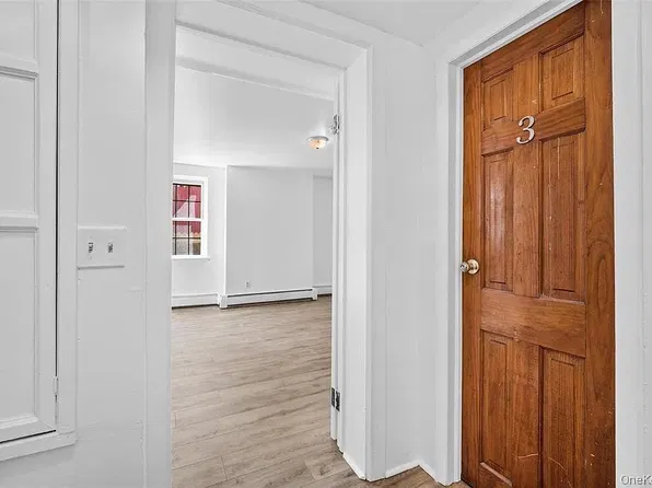 113 Hone St Basement 3, Kingston, NY 12401