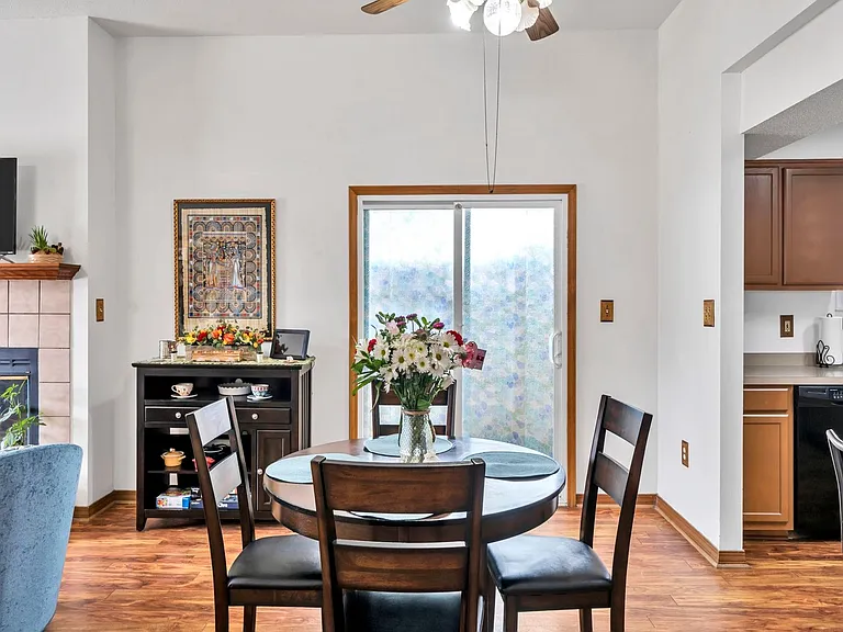 1852 Heartland Dr — Photo 12