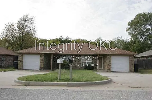 411 S Greengate Dr