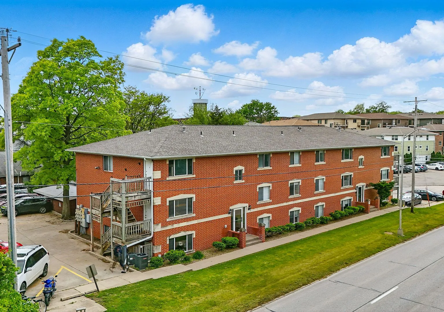36Valley - Valley Avenue Investments — Photo 3