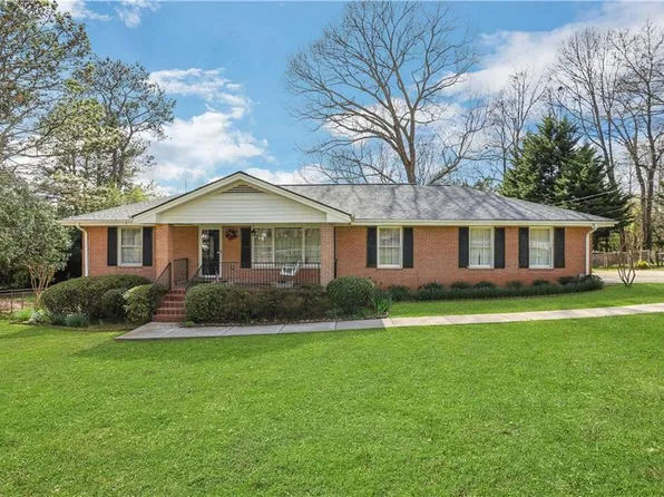 1993 Red Oak Rd, Norcross, GA 30071