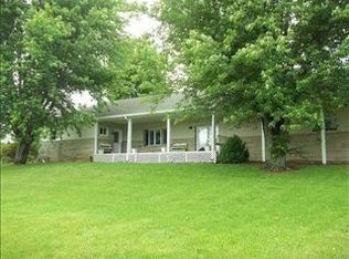 407 N Main St, Cloverdale, IN 46120