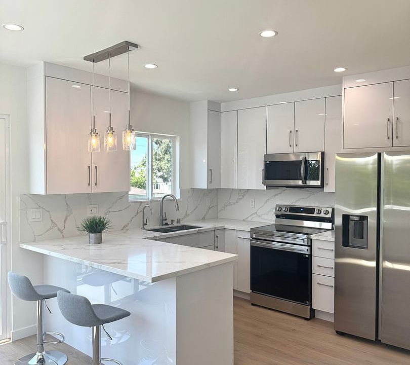 1st image of 2102 N Pass Ave #200