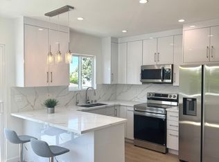 2102 N Pass Ave #200, Burbank, CA 91505