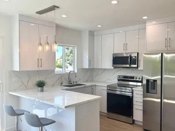 2102 N Pass Ave #200, Burbank, CA 91505