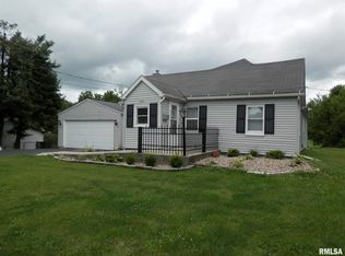 415 W South St, Knoxville, IL 61448