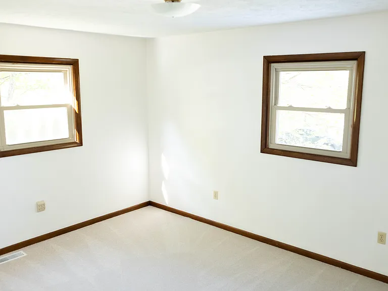 2740 W Bolin Ln — Photo 17
