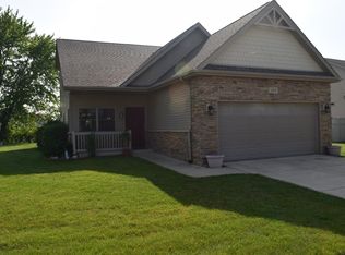 1205 Thistle Dr, Griffith, IN 46319
