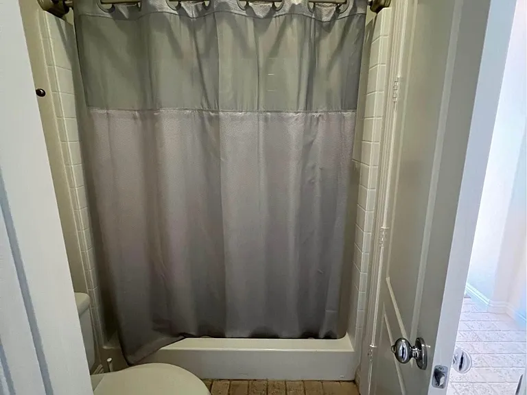897 Chesapeake Pl — Photo 6